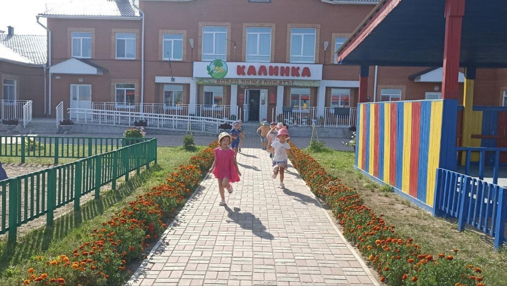 Фото из архива редакции и Калининского сельсовета