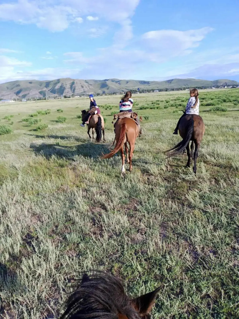 Фото из семейного архива и администрации Доможаковского сельсовета